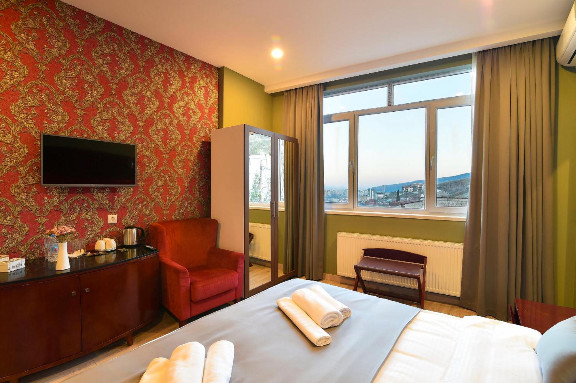Kraveli Hotel Tbilisi ภายนอก รูปภาพ